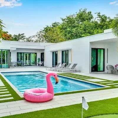 Private Villa with Heated Pool