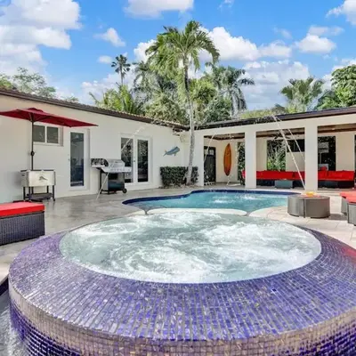 Oasis 5 Bed