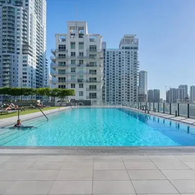Modern Miami Studio Near Brickell with Rooftop Pool