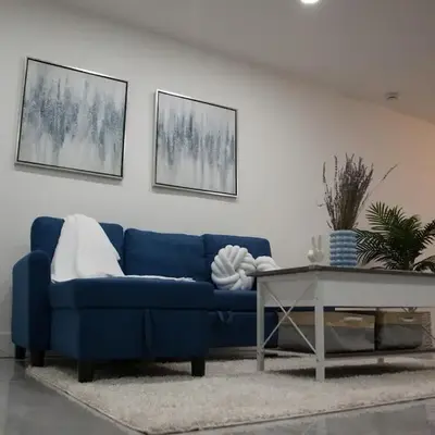 20 OFF BLUE WAVE 10min Beach and Airport