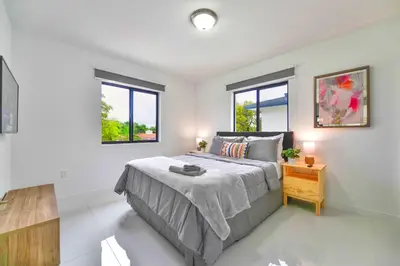 Gallery image of Modern Two-Story House Near Wynwood - Free Parking in Miami