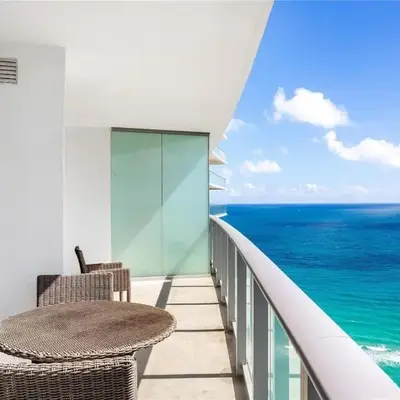 Lux Beachfront Retreat at Hyde Resort w OceanView