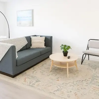 Modern 2BR Stay with Desk