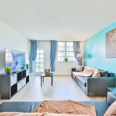 Coastal Elegance Oasis in Sunny Isles STR-01308