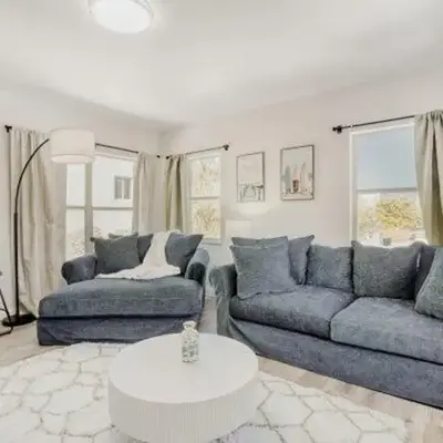 Lauderdale Breeze Villas - Coastal 2 Bedroom