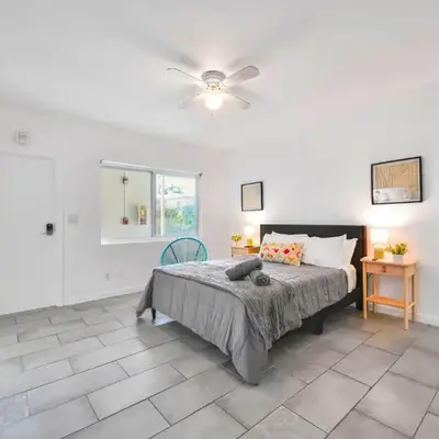 Relaxing Studio with Modern Comfort