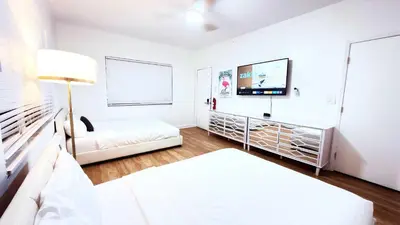 Gallery image of 2 Bedroom Beach Apartment in Prime Miami Location in Miami Beach