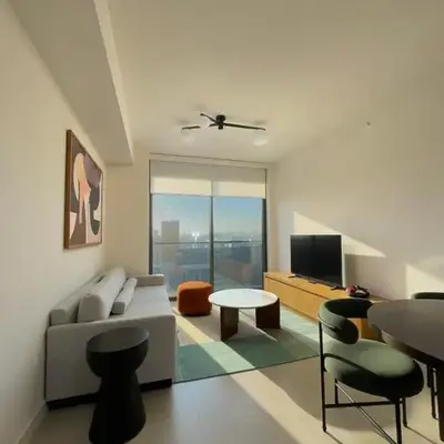 Stylish Minimalist 1BR in The Crosby