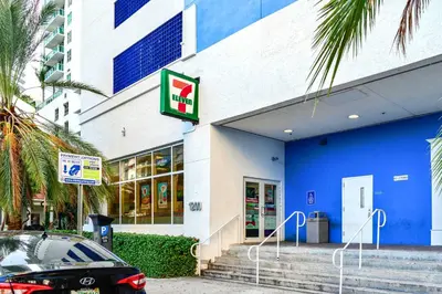 a store front with a blue and white building at Studio W Panoramic Views Prime Comfort in Miami