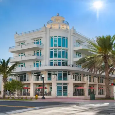 Modern Ocean Drive Condo in the Heart of Sobe!