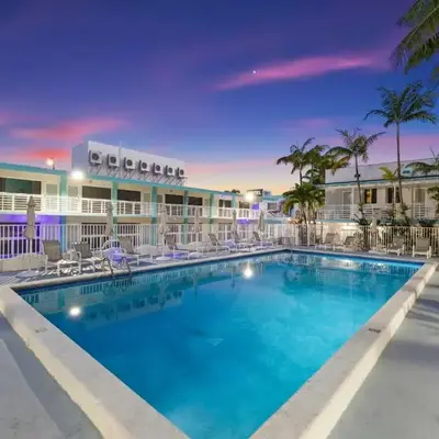 The New Yorker Hotel Miami