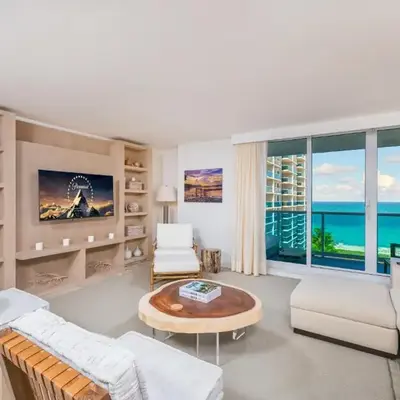 Oceanview Private Condo at 1 Hotel & Homes -1040