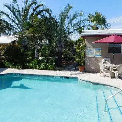 INN LEATHER GUEST HOUSE-GAY MALE ONLY