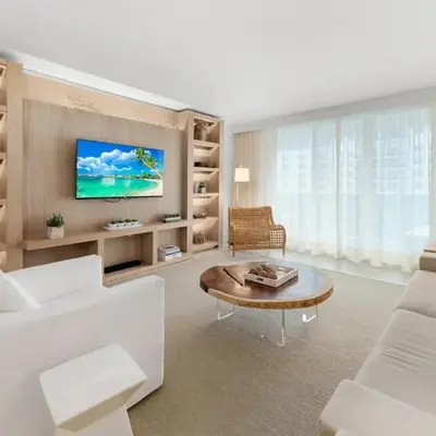Oceanview Private Condo at 1 Hotel & Homes -1208