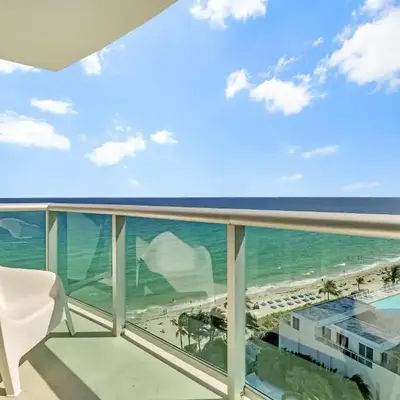 THE TIDES 2bedrooms apt 14th floor WE ARE ON THE BEACH!