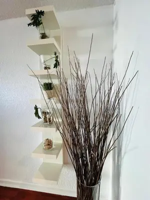 a vase with some plants in a room at Hollywood 2 Bedroom with Ocean View 004-21mar in Hollywood