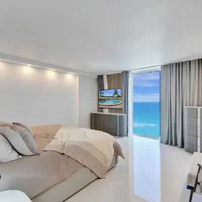 Luxury Beachfront Apartments 4001 S Ocean Dr
