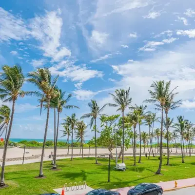 SoBe Lux Suites On Ocean