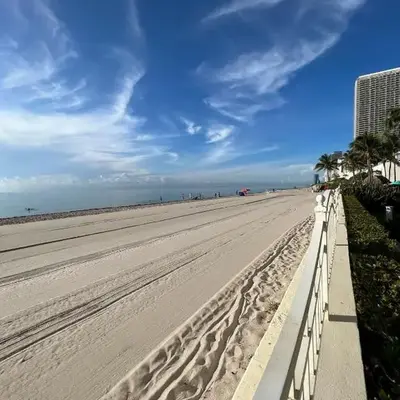 Miami Hollywood Great 2 Bedroom 2 Bathroom with Intercostal View 001-22bvic