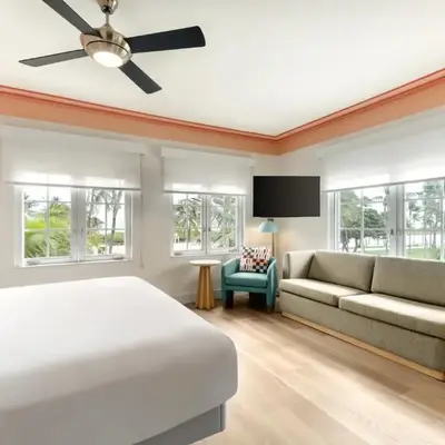 Waldorf Towers South Beach