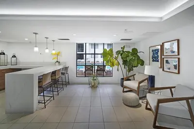Gallery image of Dharma Home Suites Coral Gables at Gables Grand Plaza in Miami