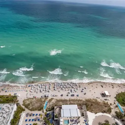 Life Resort on Miami Hollywood BeachFront by MRA