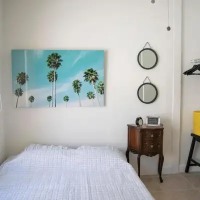 Stay Near Miami's Cultural Heart With Wifi