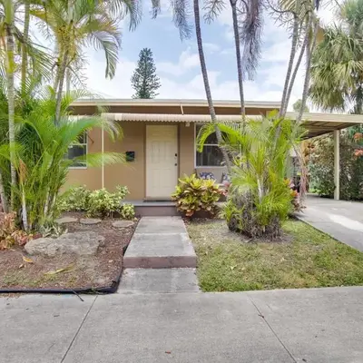 2 Mi to Boardwalk Home with Grill in Dania Beach!