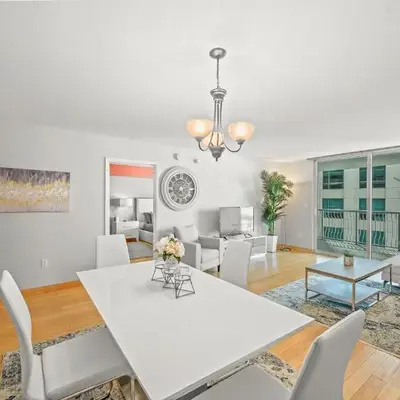 Luxurious 1 Bed Apartment • Brickell • Ocean Views