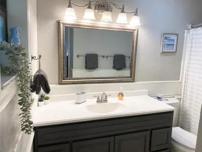 Gallery image of Sunshine Acre 2B 2B King Master Suite, BIG Yard in Davie