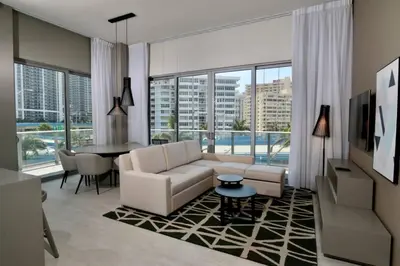 Gallery image of Luxury Two Bed Two Bath Beach Resort Condo 35 USD resort fee per day in Hollywood