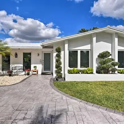 Miami Home Outdoor Pool with Slide and Fire Pit!
