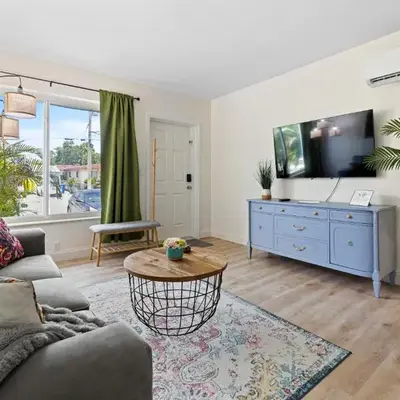 Enchanting cozy Apartment 10 min away from airport
