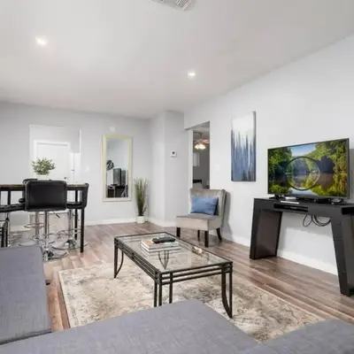 The Palms at Middle River Terrace 1