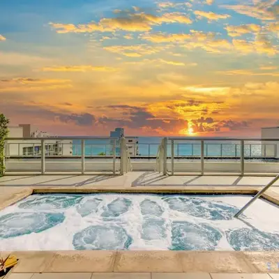 Rooftop Pool - Balcony - Hollywood Beach Boardwalk