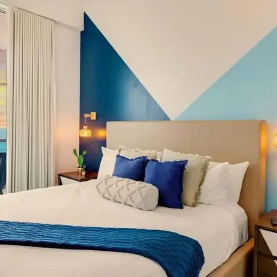 Ocean View Balcony - Rooftop Pool & Hot Tub - Gym