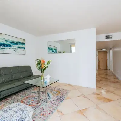 Amazing 2 BR APT at Brickell