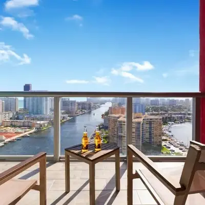 Infinite View with Balcony