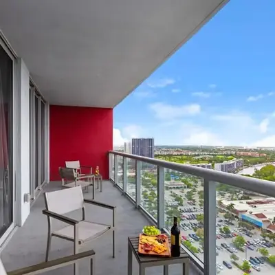 Infinite View and Balcony with Pool