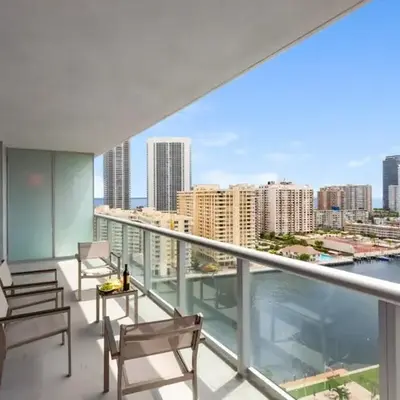 Infinite View with Balcony