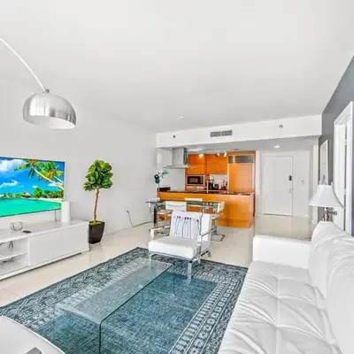 Gorgeous Unit At The W Building Priceless Location