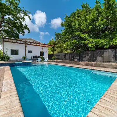 Pool Boutique Villa by the Beach 1