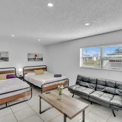 Large 2 Bed Studio Close to Beach & Hard Rock HA03