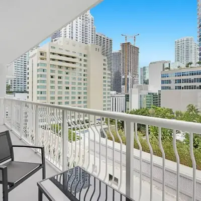 Deluxe 1 BR suite with Pool