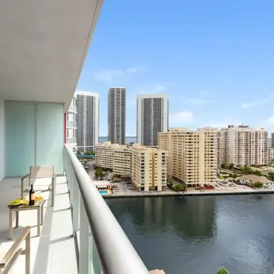 Infinite View with Balcony