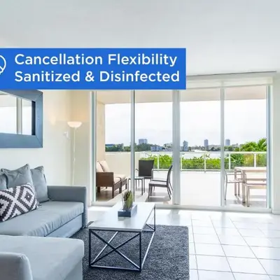 Golden Bay 302
