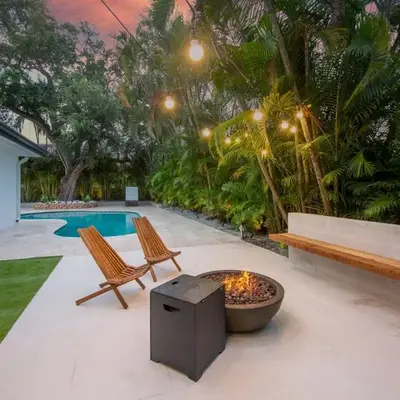 Super Fun Villa Game Room BY THE GLAMHOMES