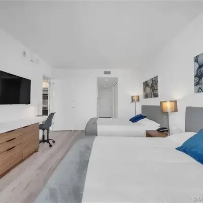 Modern Beach Studio