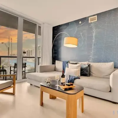 Pool - Apartment with Balcony - Gym - Near Beach